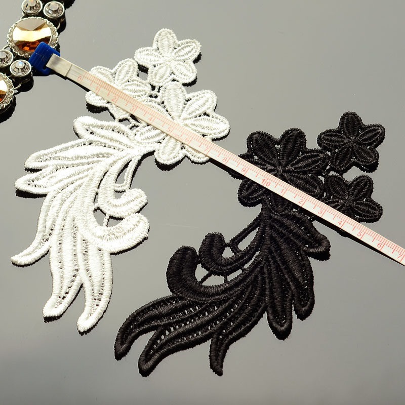 1Pairs Classic Black and White - Embroidery White Dress ulasan dan harga