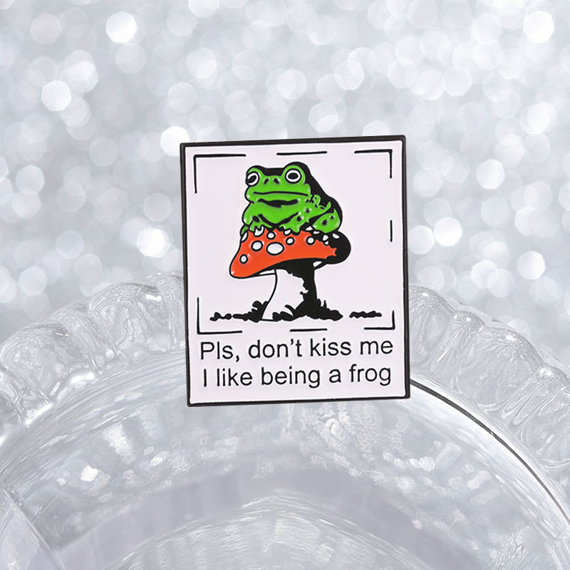 Frog Mushroom Badge Pls Don't  - Embroidery Kiss ulasan dan harga